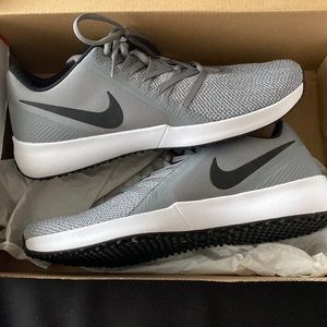 Men’s Nike varsity compete trainer 9.5